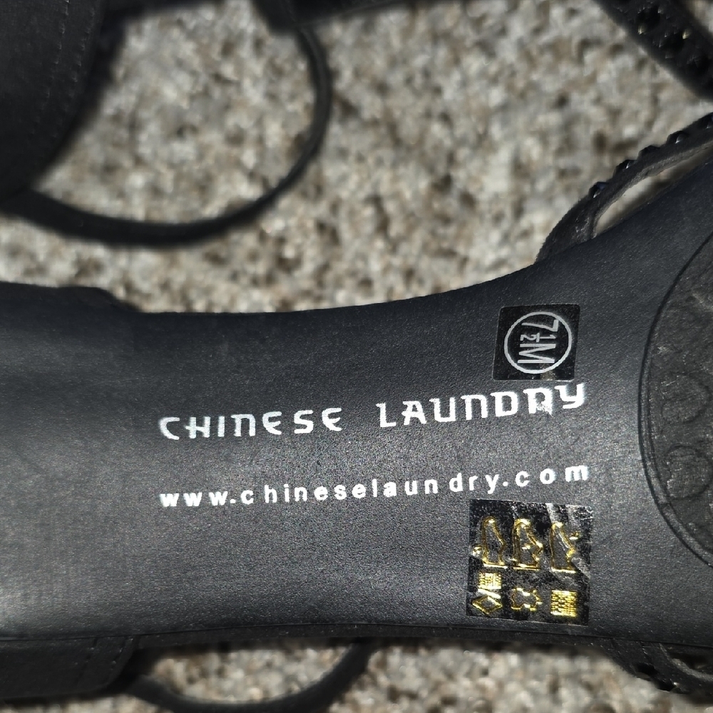 Chinese Laundry Black Strappy Heels - Picture 8 of 9